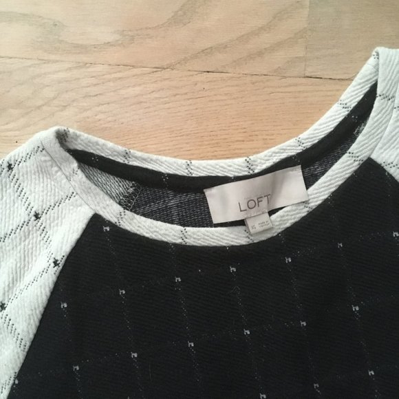 LAST CHANCE! (2/27)❗️LOFT Lounge B&W Grid Pullover (XS) - Picture 4 of 6
